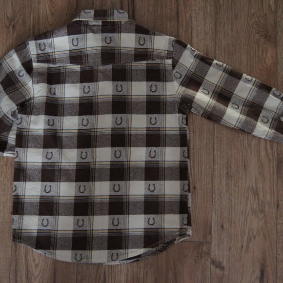 Group of 2 Boy's Button Down Shirts - Picture 5 of 13